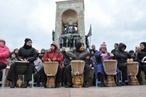 Taksim'de izlenmeye değer g&ouml;steri