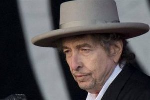 Bob Dylan'a ırk&ccedil;ılık su&ccedil;laması