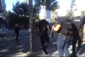 '&Ccedil;ektim sıktım 3 tane'