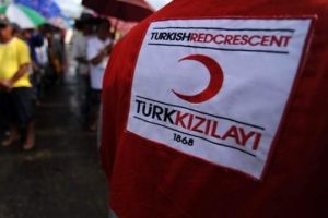 T&uuml;rk Kızılayı Filipinler'deki &ccedil;alışmalarını s&uuml;rd&uuml;r&uuml;yor