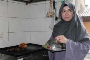Savaşın izlerini silmeye &ccedil;alışıyor