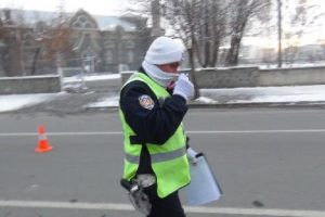 Polis kışlıklarını giydi