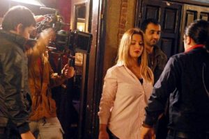Daha &ccedil;ekilmeden olay yaratan filminin &ccedil;ekimleri devam ediyor