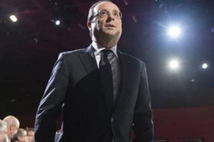 Hollande'ın prostatı polemik yarattı