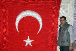 G&uuml;l'e s&uuml;rpriz yorgan