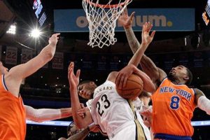 Anthony Davis en az 1 ay yok!