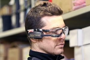 Google Glass'ın ilk rakibi geldi