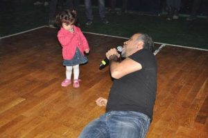 "Kanı durduranın elini &ouml;perim"