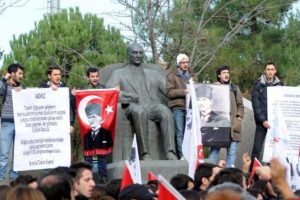 Marmara &Uuml;niversitesi'nde TGB eylemi