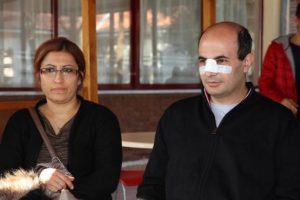Tartıştığı &ouml;ğretmenin burnunu kırdı