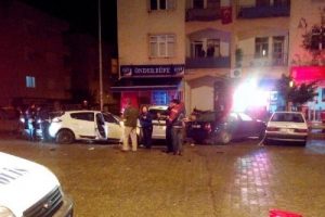 Otopark g&ouml;revlisi gibi aracı &ccedil;aldı kaza yaptı