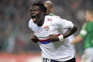 Gomis ve Gyan i&ccedil;in devredeler