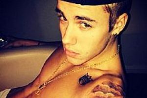 Bieber kontrolden &ccedil;ıktı!