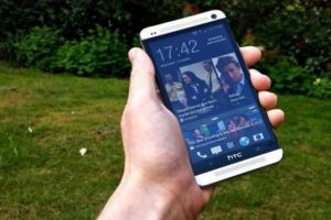 HTC'nin yeni telefonu ortaya &ccedil;ıktı