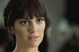 Berg&uuml;zar Korel'i Twitter'da &ccedil;ıldırttılar!