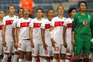 FIFA'dan Milli Takıma &ouml;vg&uuml;