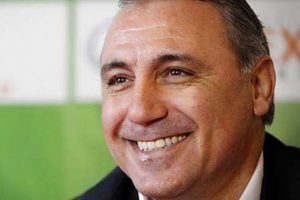 Stoichkov'dan 'altın top' eleştirisi!