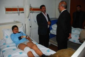 Trakt&ouml;r devrildi: 14 yaralı