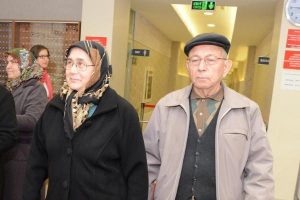 Jeotermal merkezde dertlerine şifa buldu