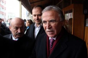 "Kılı&ccedil;daroğlu mahkemelere adeta talimat veriyor"