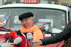 30 yıl aradan sonra aynı minib&uuml;ste