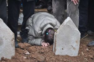 Cenazeler Y&uuml;ksekova'da toprağa verildi