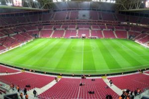 TT Arena'da alarm!