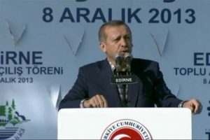 &Uuml;niversitelilere k&ouml;t&uuml; haber
