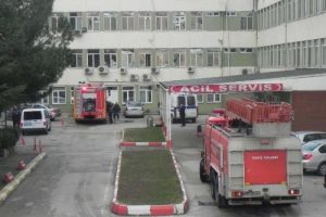 Bursa'da hastanede &ccedil;ıkan yangın korkuttu