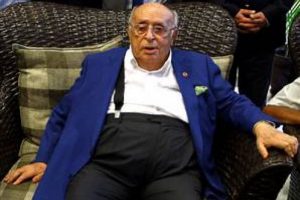 S&uuml;leyman Demirel hastanede