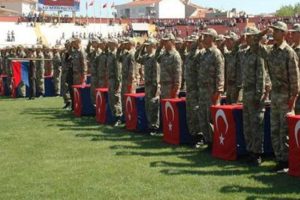 Ma&ccedil; &ouml;ncesi az kalsın ''askere'' alınacaklardı