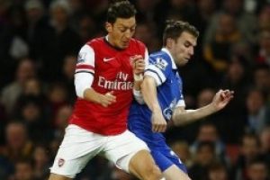 Mesut yine attı ama..