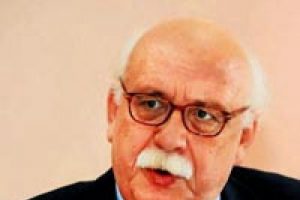 '&Ccedil;ocuğa haftada 60 saat ders su&ccedil;'