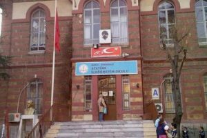 Kayhan Mahallesi'nde Milli Eğitim bu yanlıştan acil d&ouml;nmeli! &Ouml;ZEL HABER