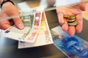 Meclis, Başbakanlık'tan d&ouml;vizzedeye &ccedil;&ouml;z&uuml;m istedi
