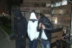 İstanbul'da kumar operasyonu: 60 g&ouml;zaltı