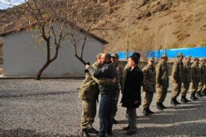 Şehit yakınlarına askeri birlikte a&ccedil;ıklama