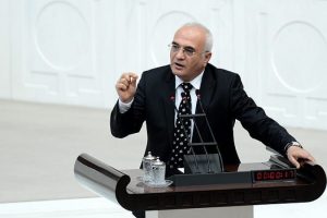 AK Parti'den "T&uuml;rkiye K&uuml;rdistan'ı ifadesine itiraz