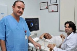 Şah damarından kalp kapak&ccedil;ığı değiştirildi