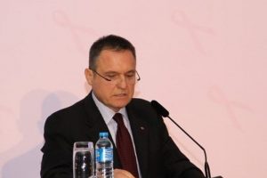 Hacettepe &Uuml;niversitesi'den Başbakan'a destek