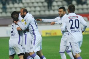 Deplasmanda 'Mor-beyaz' devrim!