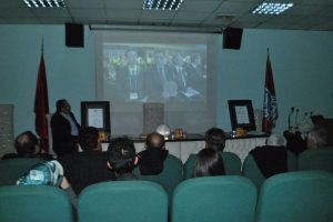 Başkan &Ouml;zc&uuml;, Avrupa &Ouml;d&uuml;l&uuml; mutluluğunu meclis &uuml;yeleriyle paylaştı