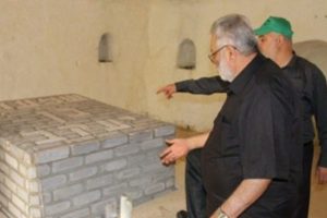 Batı Şeria'da t&uuml;rbeye &ccedil;irkin taciz