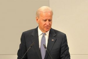 Biden'den Ukrayna'ya &ccedil;ağrı