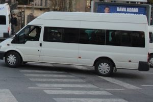 Kamu kurumlarına personel servis aracı zorunluluğu