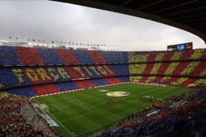 Barcelona stadını b&uuml;y&uuml;t&uuml;yor