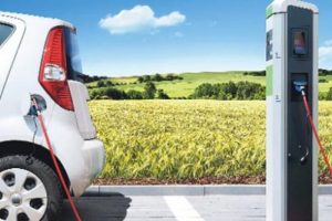 Elektrikli babayiğit ikinci vitese taktı