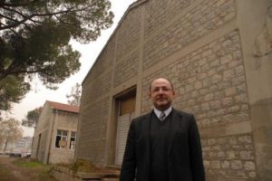 'Taş binalara karşı taş kalpli olunmasın'