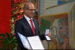 Nobel Barış &Ouml;d&uuml;l&uuml; bir T&uuml;rk'&uuml;n