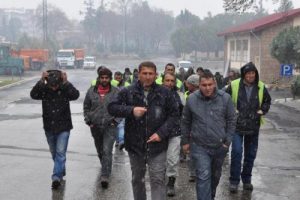 İşten &ccedil;ıkarılan iş&ccedil;iler eylemde